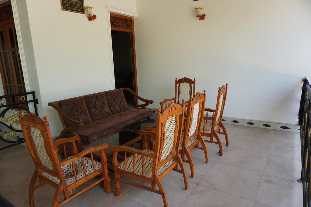 Sampath Villa 阿鲁特伽马 外观 照片