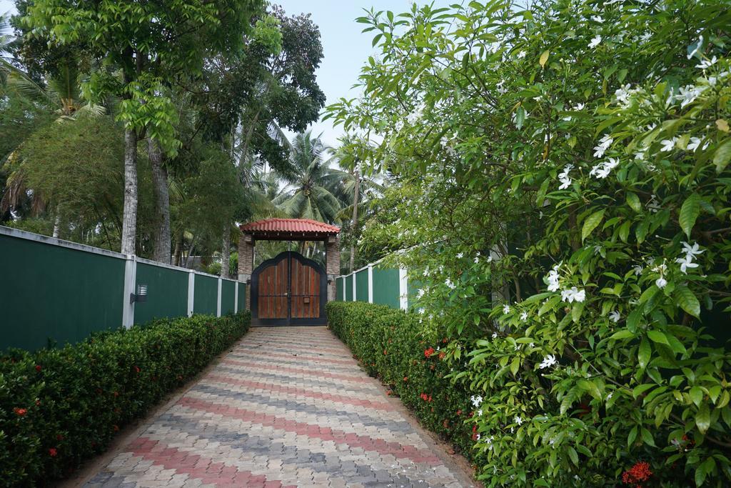 Sampath Villa 阿鲁特伽马 外观 照片