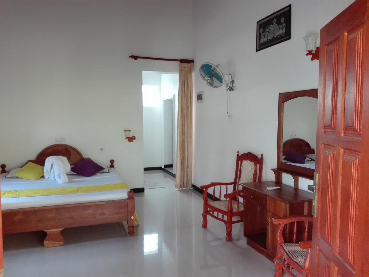 Sampath Villa 阿鲁特伽马 外观 照片